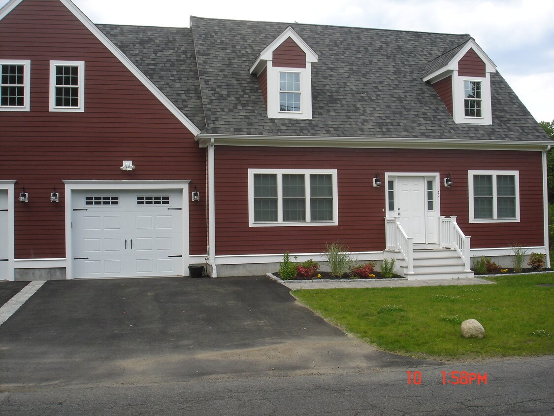 Primary Photo - 18 Valley St