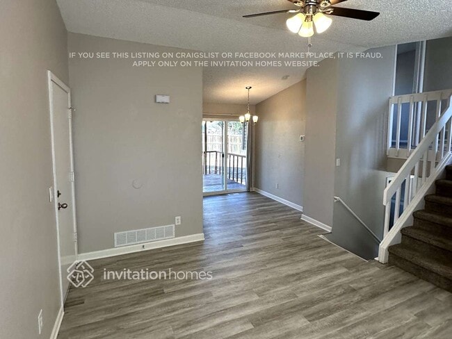 Foto del edificio - 4572 S Buckley Way