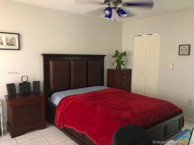 Foto del edificio - 8321 NW 7th St