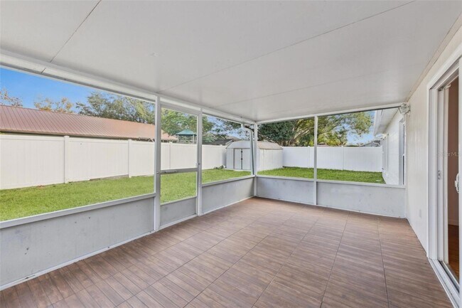 Foto del edificio - 2625 Mill Run Blvd