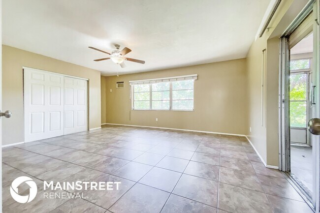 Building Photo - 7103 Wentworth Way