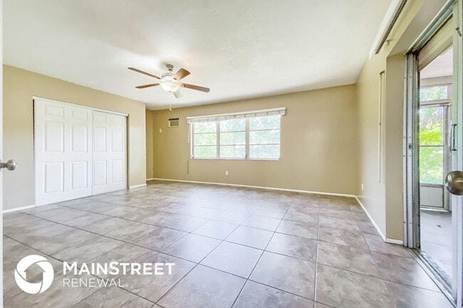 Foto del edificio - 7103 Wentworth Way