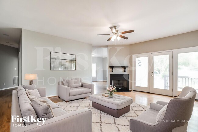 Foto del edificio - 13415 Willow Breeze Ln