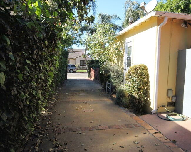 Beautiful Landscaping - 1448 S Cochran Ave