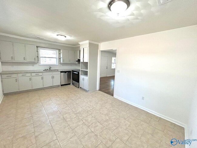 Foto del edificio - 3035 Love Ave NW