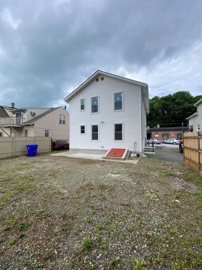 Building Photo - 48 Britton Ave