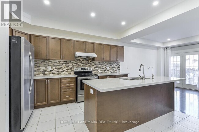 Building Photo - 118 Livante Ct