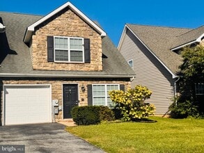 Building Photo - 42 Fuzzy Tail Dr