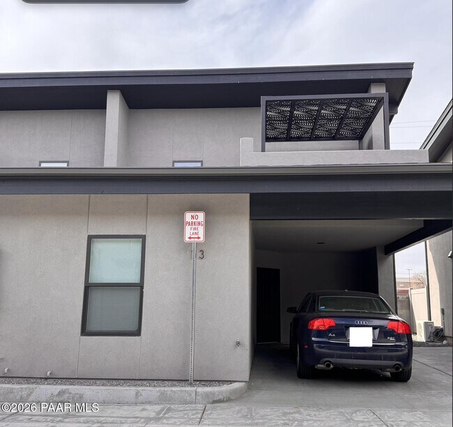 Foto del edificio - 720 N Walnut St