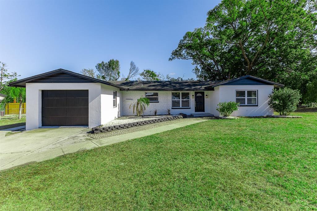 Foto principal - 1627 Providence Blvd