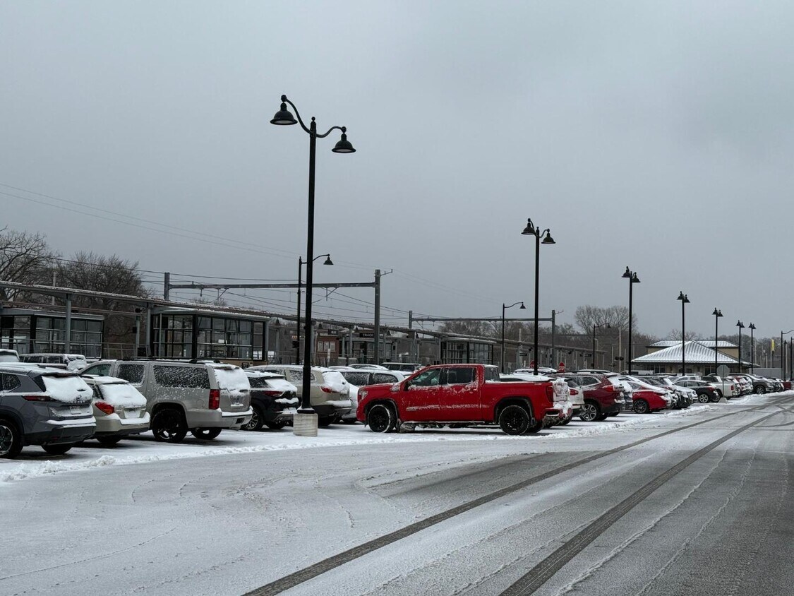 Foto del edificio - 3616-18 E. 9th Avenue