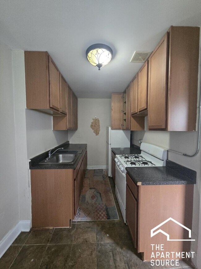 Foto del edificio - 4866 N Magnolia Ave