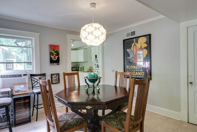 Foto del edificio - 34 Muscogee Ave NW
