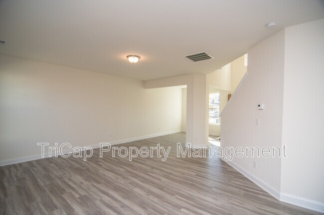 Building Photo - 4511 Lord Mario Ct