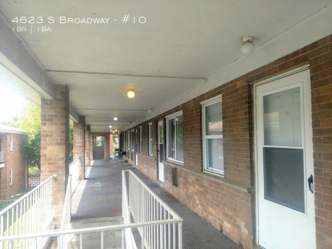 Building Photo - 1 bedroom in St Louis MO 63111