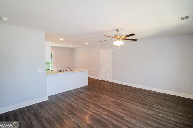 Building Photo - 144 Bull Bay Dr