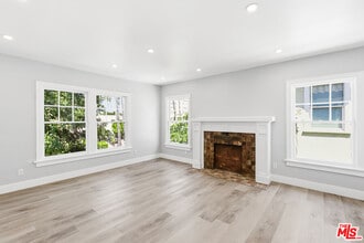 Building Photo - 224 N New Hampshire Ave
