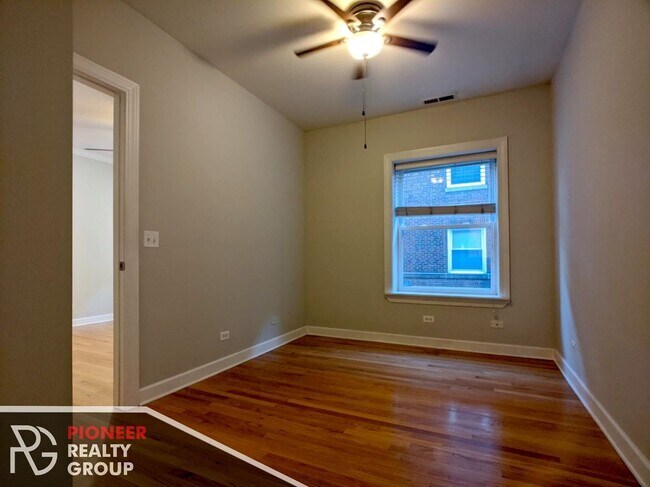 Foto del edificio - 3244 N Clifton Ave