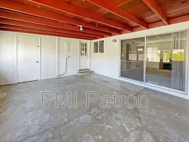 Building Photo - 321 N Kendor Dr