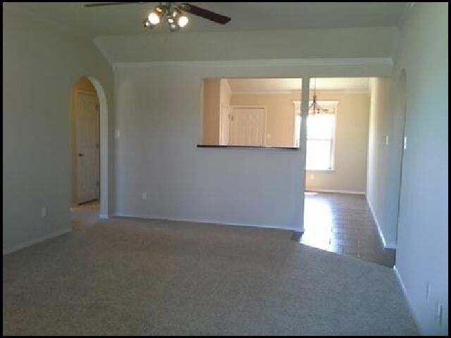 Building Photo - 14505 Parkway Cir