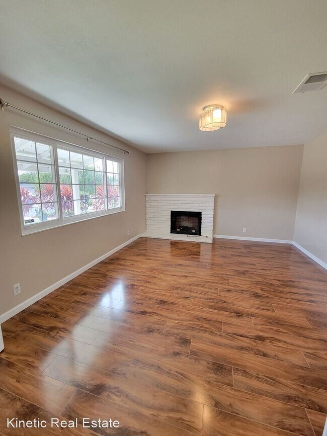 Foto del edificio - 3 br, 2 bath House - 2037 Southwood Dr.