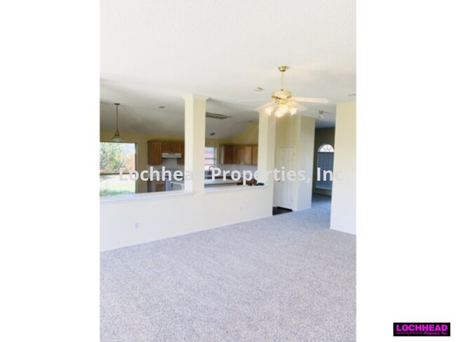 Foto del edificio - ****4 BEDROOM IN CREEK CROSSING*****