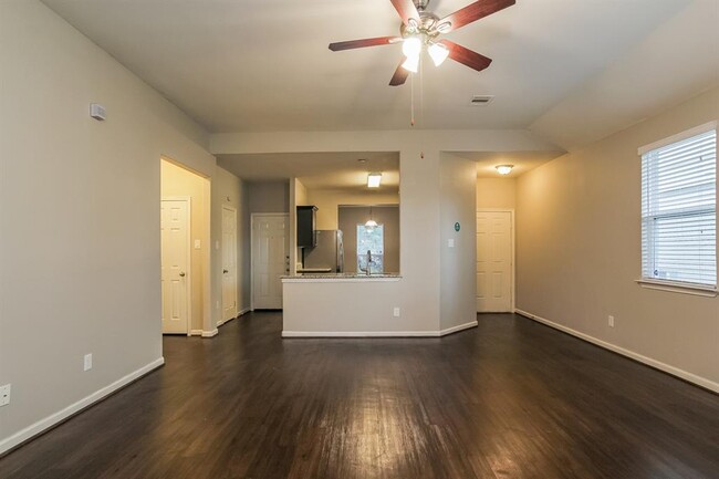 Foto del edificio - 2742 Mesquite Ridge Dr