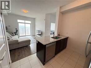 Building Photo - 101 Shoreview Pl