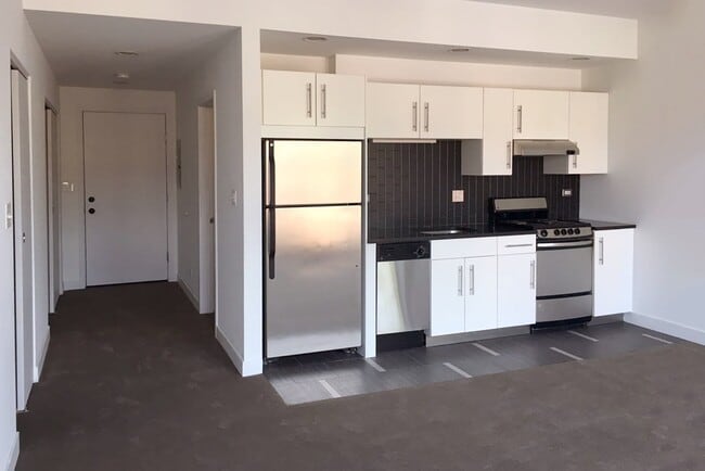 Interior Photo - The Sutherland