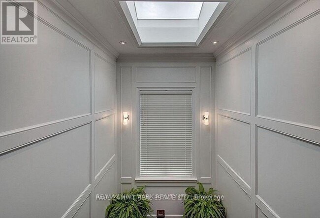 Building Photo - 90 Grandview Ave