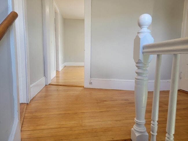Building Photo - 30 Thayer Pl