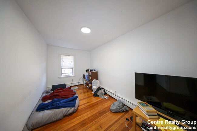 Building Photo - 17 Princeton St