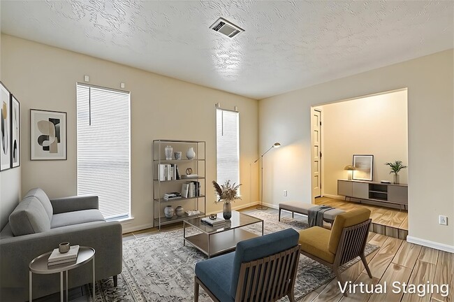 Foto del edificio - 10815 Riderwood Dr
