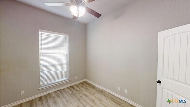 Building Photo - 904 Clanton Cove
