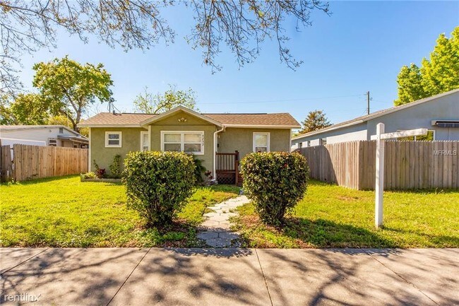 Building Photo - 2 br, 2 bath House - 4252 12th Ave N