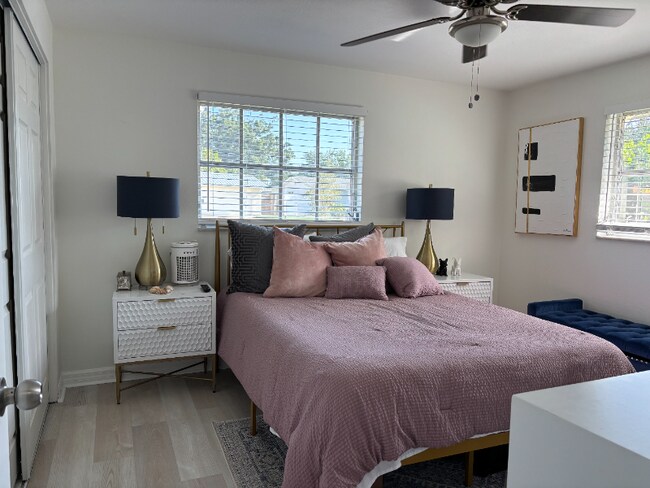 Foto del edificio - 3441 Fairview Dr