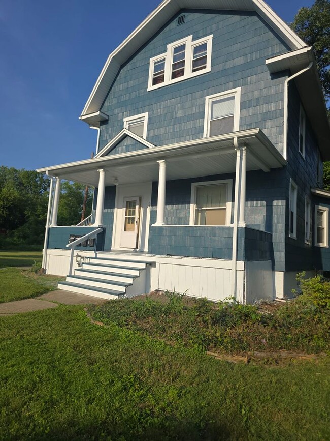 Building Photo - 5401 Catalpha Rd