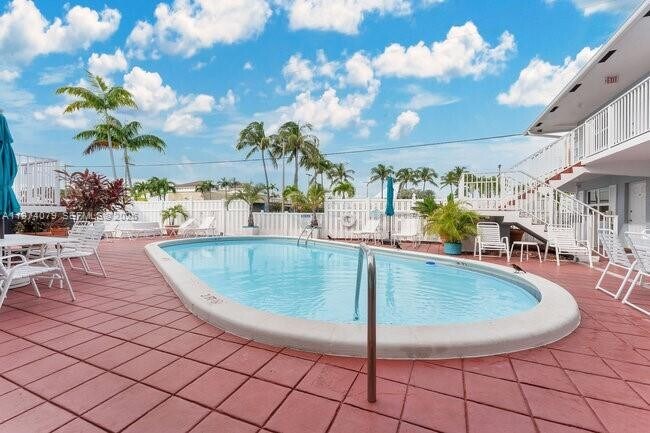 Foto del edificio - 4658 Bougainvilla Dr