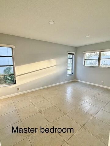 Foto del edificio - 4190 Pine Green Run