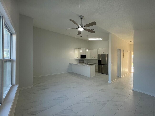 Foto del edificio - 5417 Sunset Ave