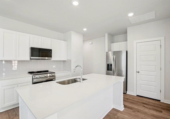 Building Photo - 113 Cutleaf Cv