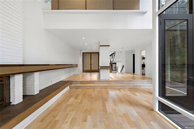 Foto del edificio - 11650 73rd Pl NE