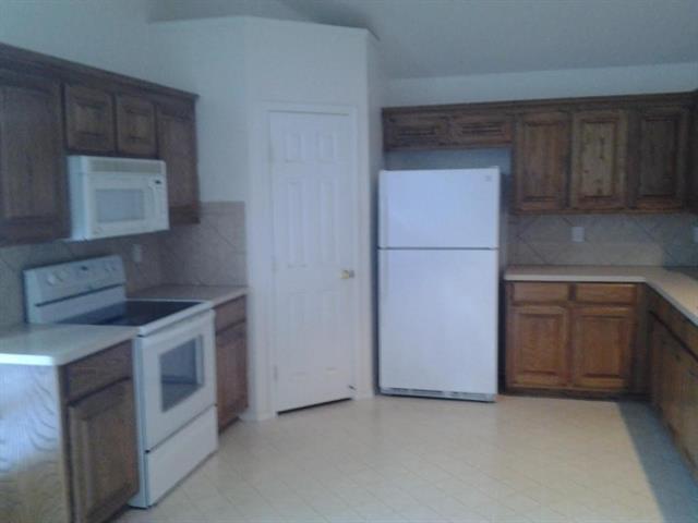 Building Photo - 803 E Alexander Ln