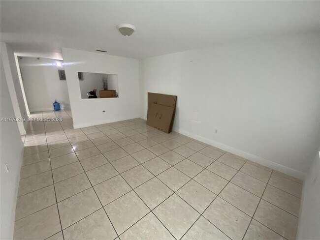Foto del edificio - 3251 SW 67th Ave
