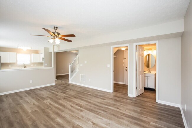 Foto del edificio - 143 Longleaf Ln