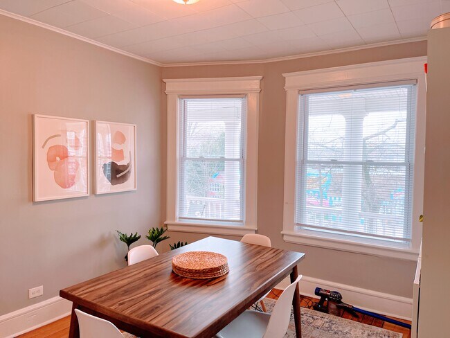Large dining room or extend your living room - 101 Park St