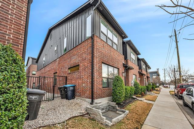 Foto del edificio - 2825 Stanley Ave