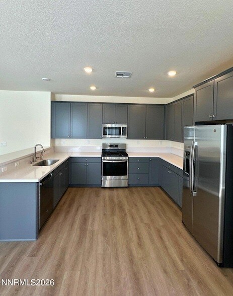 Foto del edificio - 7878 Red Willow Dr