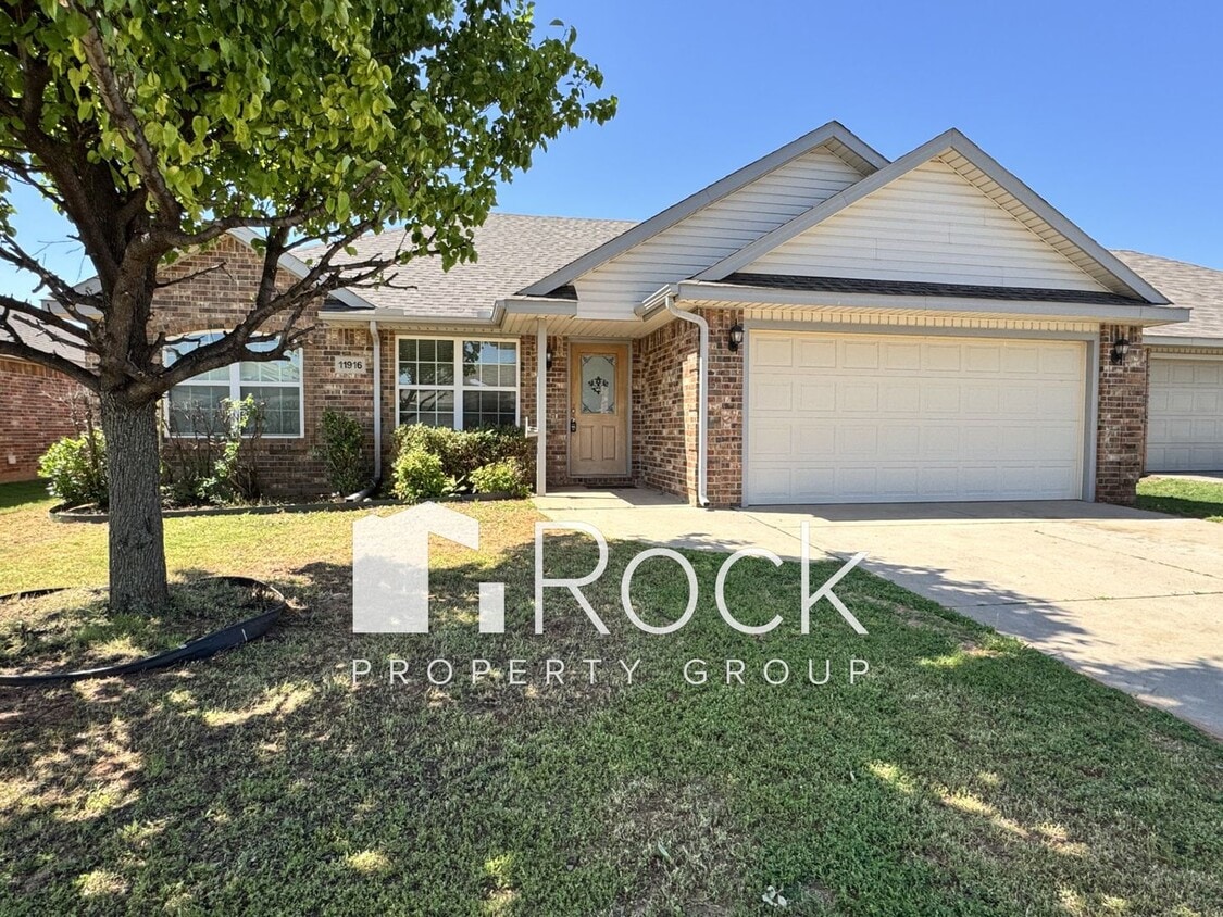 Primary Photo - 3 Bedroom Home in Piedmont with ALL APPLIANCES Included *Half Month's Rent FREE*