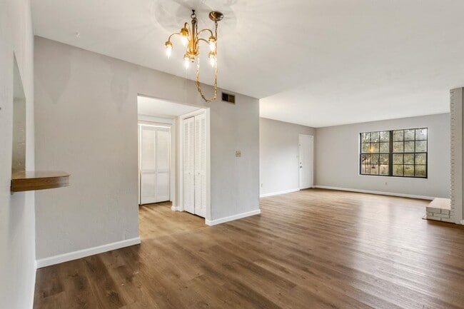 Building Photo - 1956 Nicklaus Dr